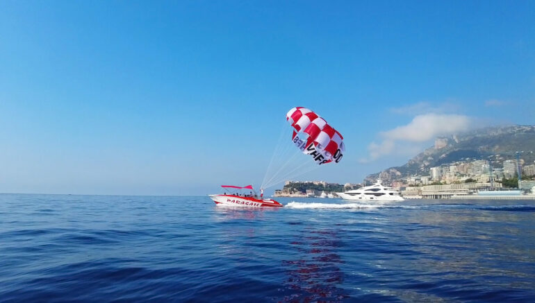 Un paysages de rêve pour accompagner le bateau plateforme 