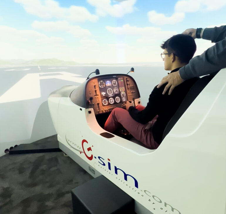 Simulateur d'avion chez HAGTIME Monaco 